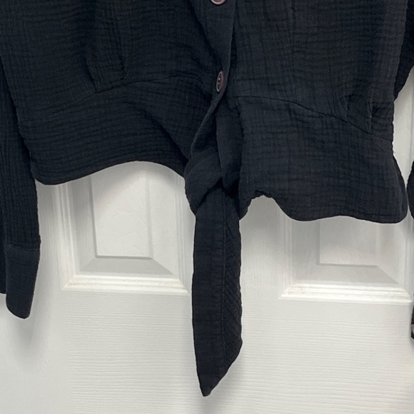 Free People Black Cotton Gauze Button Front Tie Hem Shirt Top XS Boho Casual - Picture 5 of 14